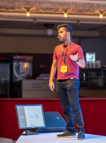 Me on stage at Webexpo 22